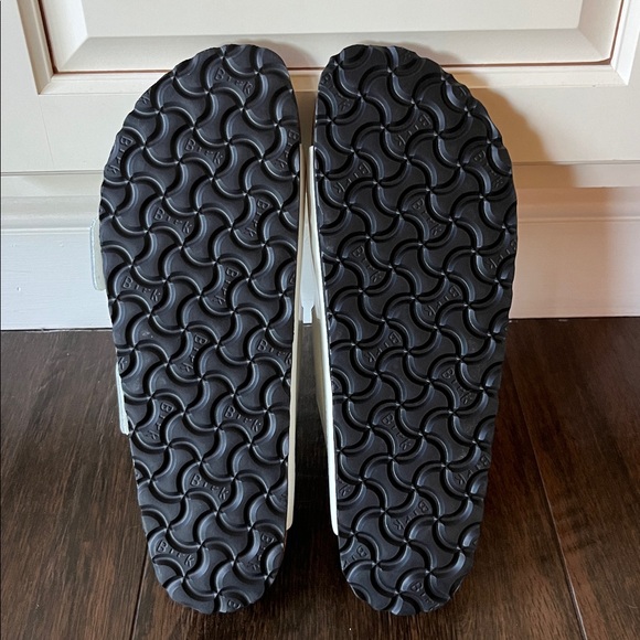 NWT Birkenstock Arizona Hammered Big Buckle Sandals - Picture 9 of 9